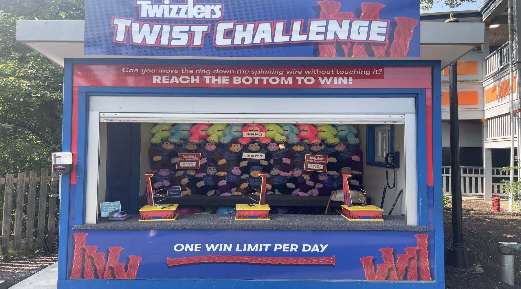 Make your way down the wire to win!