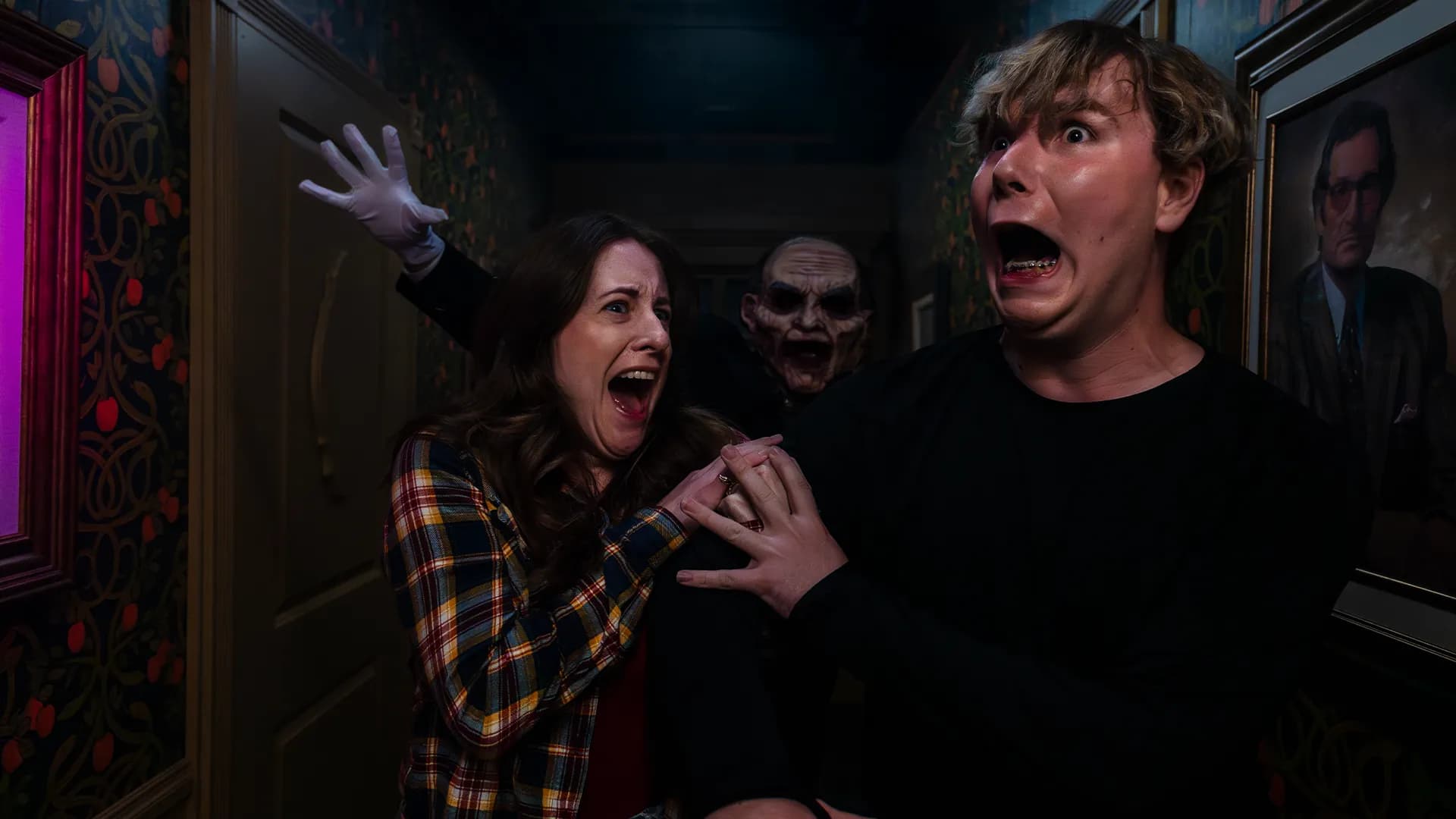Guests Visting The Estate Of Evil During Hersheypark Dark Nights