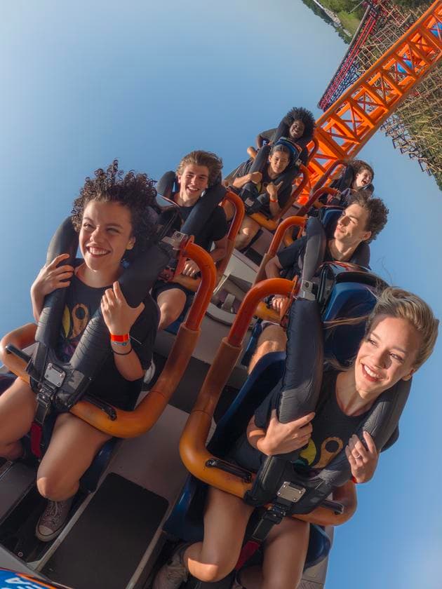 people upsidedown riding fahrenheit